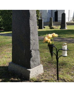 MINNELUND LYS OG VASEHOLDER (1) SPIRA